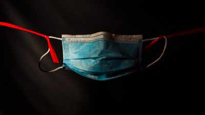 Buang Masker Bekas Jangan Sembarangan, Berikut Cara yang Benar Menurut Pakar