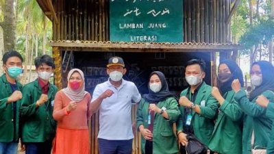 Rektor UIN Raden Intan Lampung Tinjau Langsung Peresmian Lamban Juang Literasi yang digagas oleh Mahasiswa KKN