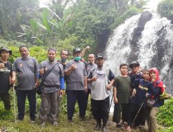 Fun Hiking DPC PKS bersama KUBIS disambut Antusias oleh Peserta