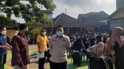 1350 Siswa Madrasah Pringsewu Mendapatkan Vaksin
