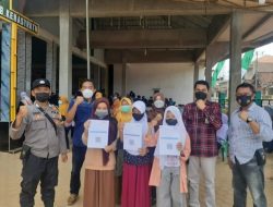 M. Sakban Tinjau Pelaksanaan Vaksinasi Siswa MTs Negeri 2 Pringsewu