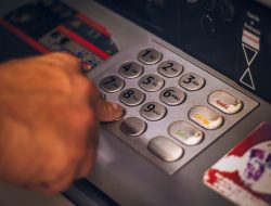 Hati – Hati Modus Penipuan Berkedok Membantu Korban