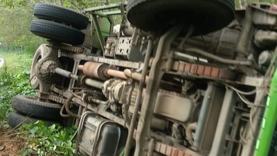 Lubang Menganga akibat pengerjaan Perbaikan Jalan disinyalir Sebabkan Lakalantas di Jalinsum Way Kanan