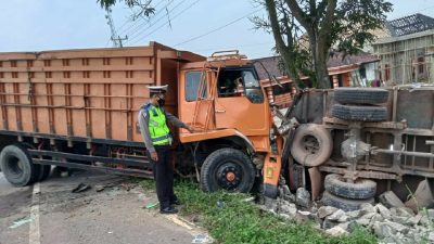 Berikut Kronologi Kecelakaan Lalu Lintas Antara Truck Fuso vs Truck Colt Diesel di Jalintim