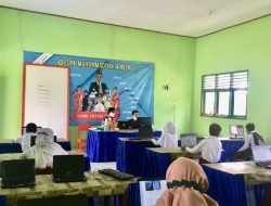 4 SD/MI Menggabung ANBK di SMP Muh 4 Metro