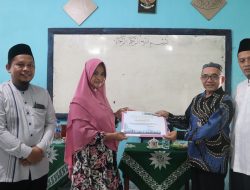 MA Muhammadiyah Metro Apresiasi  Guru dan Santri Berprestasi