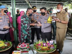 HUT TNI Ke-76 Tahun, Polres Pringsewu beri Surprise