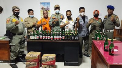 Satpol PP Kota Bima Razia Cafe dan Minuman Keras