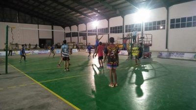 Tim Way Tuba Asri C Unggul Atas Tim Kelabang Biru Di Turnamen Volleyball Komandan Skadron Cup 2021