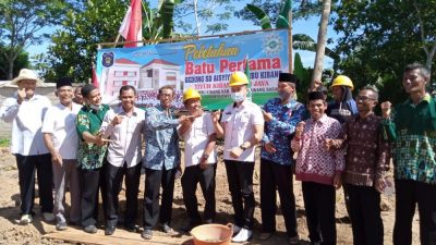 Semangat NeNeMo Warnai Peletakan Batu Pertama SD Aisiyah Lambu Kibang (SD ALKI)