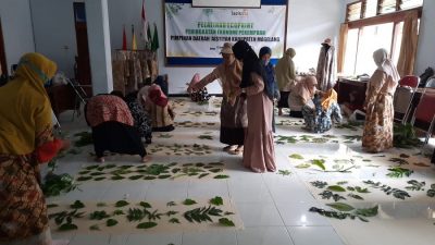 PD Aisyiyah Magelang Gelar Pelatihan Ecoprint