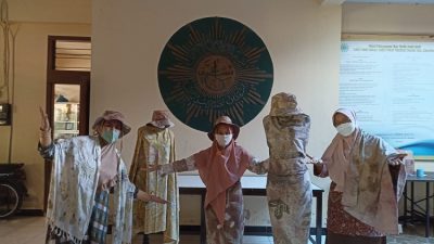 Songsong Green Muktamar Muhammadiyah, LLHPB PWA Jawa Tengan Adakan Kegiatan Ecoprint