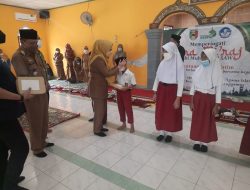 Hj. Dewi Handajani, S.E., M.M Hadiri Peringatan Isra Mi’raj dan Santunan Anak Yatim