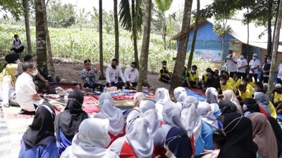 Ramah Tamah : Bupati Way Kanan Ajak Petani Sukseskan Vaksinasi