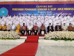 Pemakain Seragam dan Ucap Janji Mahasiswa Fakultas Kesehatan UMPRI Tahun 2022