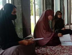 PK IMM STIE YAPIS Dompu Bekali Kader IMM dengan Kajian Rutin