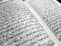 Baca Surat Al Kahfi Tiap Jum’at, Ini 5 Keutamaannya
