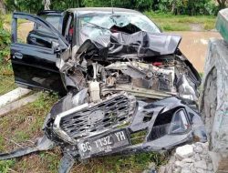 Kecelakaan Tunggal di OKU Timur, Satu Minibus Rusak Parah