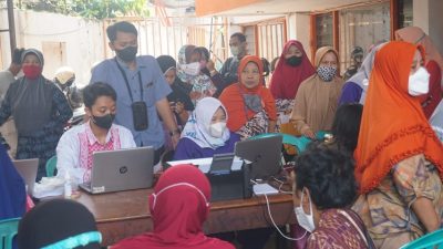 BLT Minyak Goreng dan BPNT Disalurkan Bersamaan, Wawalkot Salahudin Tinjau Lokasi