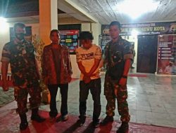 Suami Pergi Jualan Sayur, Istri Malah Asyik Enjot-enjotan Dikamar Dengan Pria Lain