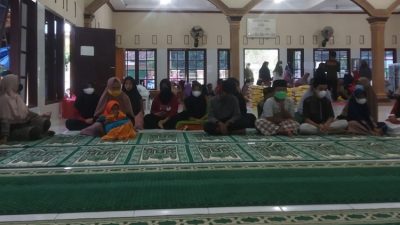 Gerakan Masyarakat Sedekah Subuh (GEMASS) Peduli Yatim Piatu dan Dhuafa