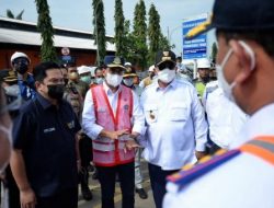 Antisipasi Arus Balik Penyeberangan Sumatera ke Jawa Menko PMK Tinjau Pelabuhan Panjang di Lampung dan Pelabuhan Penyeberangan Bakauheni