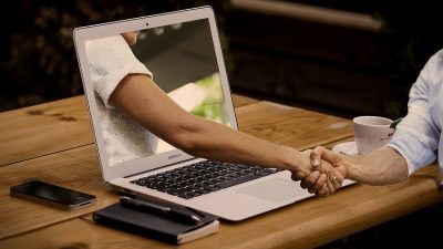 Siapa Wali Bagi Perempuan yang Lahir di Luar Nikah?