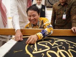 Dirjend PHU Prof Hilman, Sulam Kain Kiswah Penutup Ka’bah