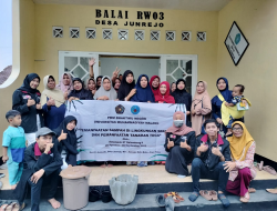 Pendampingan Pengelolaan Sampah Organik dan Anorganik Desa junrejo oleh Mahasiswa PMM UMM