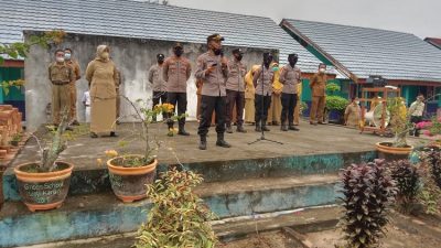 Meningkatkan Kesadaran Hukum, Polres Way Kanan Binluh di SMPN 4 Way Tuba