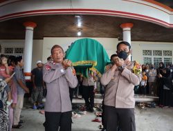 Kapolres Way Kanan Hadiri Pemakaman Almarhum Bripda M. Ivan Bagaskara