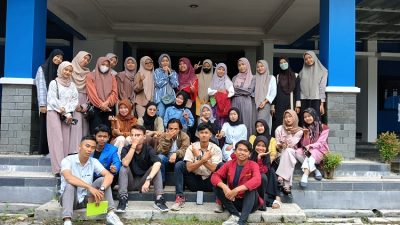 PK IMM UMPRI Gelar Pelatihan Public Speaking
