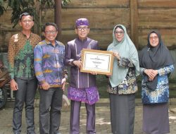 Way Kanan Terima Penghargaan Sertifikasi Bebas Frambusia Dari Menkes RI