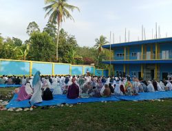 Warga Muhammadiyah Way Kanan Padati Lokasi Sholat Ied Dilapangan SMP MU Baradatu