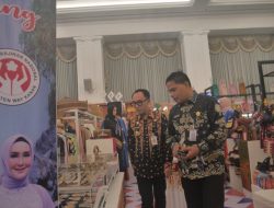Bupati Way Kanan Kunjungi Lampung Craft 2023