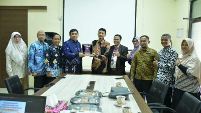 Penandatanganan Perjanjian Kerja Sama Inspektorat Kab. Pringsewu dengan Universitas Aisyah Pringsewu