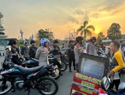 Amankan Wilayah, Kapolres Way Kanan Polda Lampung Lakukan Patroli SOLID dan Menyapa Masyarakat