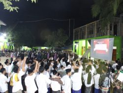 Edukasi Pemilih KPU Way Kanan Gelar Nobar Film “Kejarlah Janji”