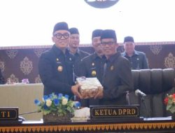Paripurna DPRD Way Kanan Tahun 2023, Bupati Adipati Sampaikan Empat Rancangan Peraturan Daerah