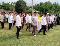 Bupati Way Kanan Hadiri Pengajian Akbar Di Way Tuba