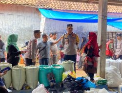 Jumat Curhat, Kapolres Way Kanan Cek Ketersediaan dan Harga Beras di Pasar Km 2