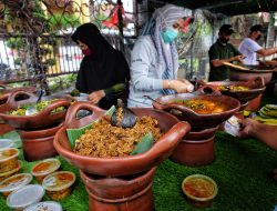 Berburu Takjil Khas Nusantara: 7 Pasar Ramadan Menarik di Indonesia