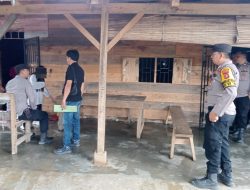 Razia Polsek Way Tuba Berhasil Amankan 11 Botol Miras, Upaya Mencegah Tindakan Kriminal di Kampung Way Tuba