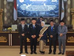 Bupati Way Kanan Hadiri PAW DPRD Kabupaten Way Kanan Sisa Masa Jabatan Tahun 2019-2024