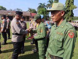 Polres Way Kanan Gelar Upacara Hari Kesadaran Nasional: Penghargaan untuk Kepolisian dan Linmas yang Berprestasi