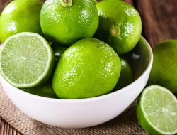 Manfaat Jeruk Nipis bagi Kesehatan dan Kecantikan