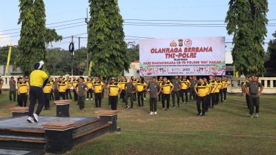 Polres Way Kanan Gelar Olahraga Bersama Peringati Hari Bhayangkara ke-78
