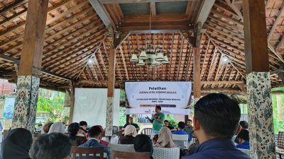 Relawan Muhammadiyah Ikuti Pelatihan Jurnalistik Kebencanaan di Kuningan
