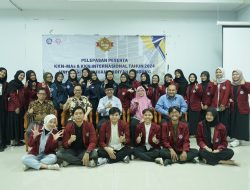 UM Bandung Lepas Mahasiswa Peserta KKN Muhammadiyah Aisyiyah dan Internasional 2024