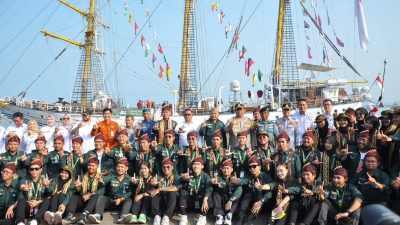 KRI Dewaruci dan Laskar Rempah Sambangi Lampung: Menjaga Warisan Budaya Maritim Nusantara